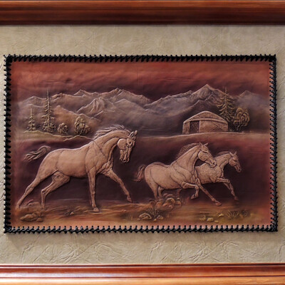 the three horse