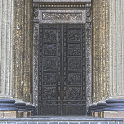main entrance to the Kazan Sabor .