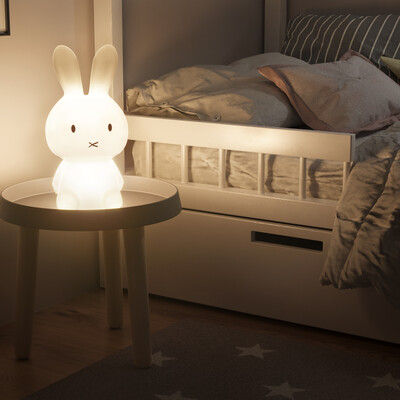 Girl's room