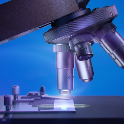 Microscope