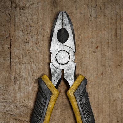 Pliers
