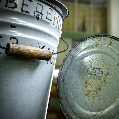 Old bucket (Old work)