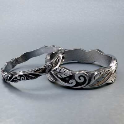 ring with leaves